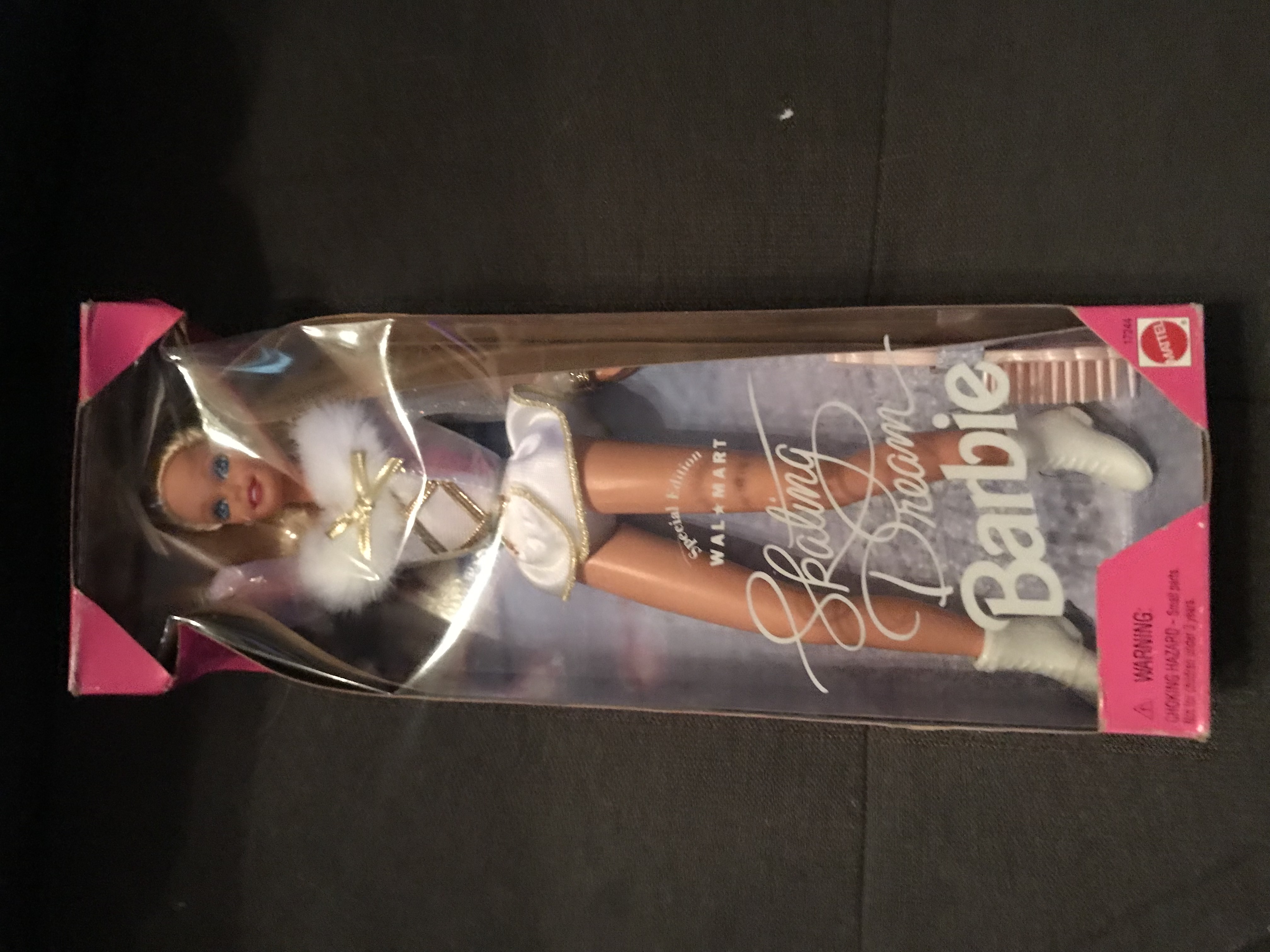 Skating Dream Barbie Walmart Special Edition 1996 Mattel 17244